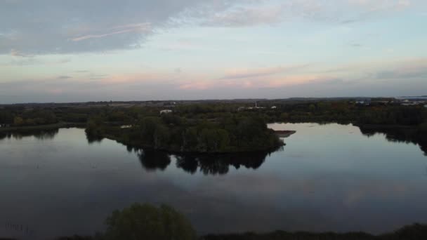 Inglaterra Reino Unido Octubre 2022 Sunset View Lake Milton Keynes — Vídeos de Stock