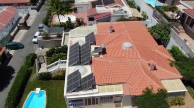Southampton, İngiltere, Birleşik Krallık - 21 Şubat 2023: Southampton City 'nin hava görüntüsü, video