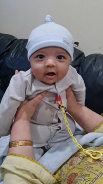 Tatlı Asyalı Pakistanlı Bebek