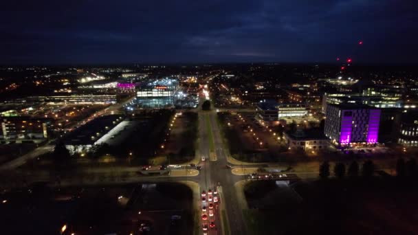 England Januar 2023 Beleuchtete Straßen Und Verkehr Central Milton Keynes — Stockvideo