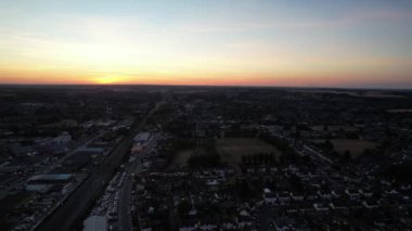 Leagrave Yolu 'ndan gün batımı görünümü