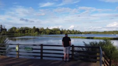 Willen Gölü, Su Sporları ve İngiltere Halk Parkının Yüksek Açılı Görüntüleri 