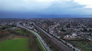 Luton City 'deki Tren Raylarının Yüksek Açılı Görüntüsü