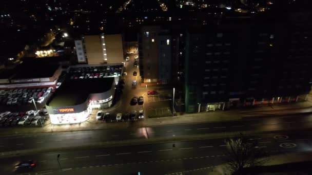 英国卢顿市火车站附近明亮的建筑物和道路 — 图库视频影像