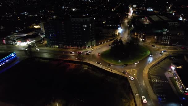 Illuminated Buildings Roads Close Railway Station Luton City England — стокове відео
