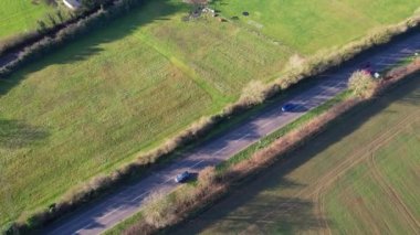 İngiliz Kırsal Bölgesi Yüksek Açı Görüntüleri Sharpenhoe Alkışlayıcıları Bedfordshire İngiltere, Hills ve British Farms 'ta, İHA' nın Kamerasıyla 26-12-2022 'de