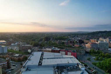 Luton, İngiltere, Birleşik Krallık - 19 Mayıs 2023: Merkezi Luton Şehri 'nin hava manzarası 