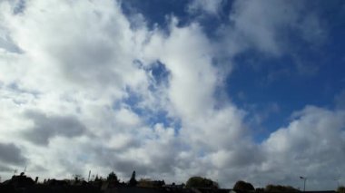 Şehrin En Güzel Gökyüzü ve Hareketli Bulutları