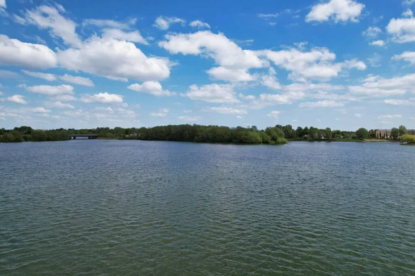 Milton Keynes Anglia Zjednoczone Królestwo Maja 2023 Widok Góry Jezioro — Zdjęcie stockowe