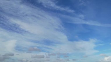 İngiliz Şehri 'nde Hızlı Hareket Eden Bulutlar, Zaman Süratli Görüntü