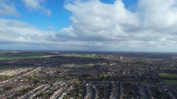 Winter Zieht Wolken Über Britischer Stadt — Stockvideo