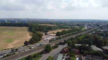 Yüksek Açı Drone 'un İngiltere' deki Luton Kasabası Görüntüsü