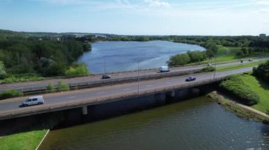 İngiltere, Milton Keynes - 25 Mayıs 2023: Milton Keynes 'in En Güzel Görüntüsü İngiltere. Görüntü İHA 'nın Kamerasıyla kaydedildi.