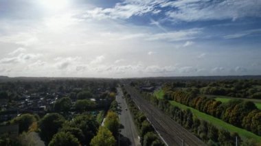 İngiltere 'nin Barton Road Luton kasabasındaki New Built Modern Housing ve Residential District' in En İyi Angle ve En İyi Görüntüleri. Görüntü İHA 'nın Kamerasıyla 17 Ekim 2022' de kaydedildi.