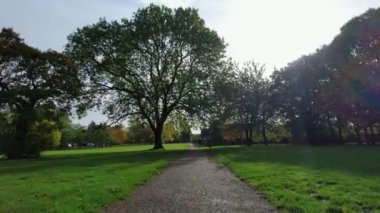 İngiltere 'nin Barton Road Luton kasabasındaki New Built Modern Housing ve Residential District' in En İyi Angle ve En İyi Görüntüleri. Görüntü İHA 'nın Kamerasıyla 17 Ekim 2022' de kaydedildi.