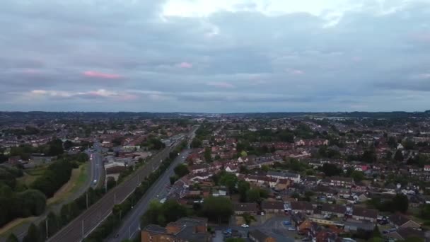 Воздушный След Британского Города Лютон Англии Footage Captured Drone Camera — стоковое видео
