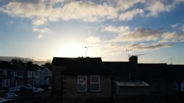 Gün batımında British Residential Homes 'un hava görüntüleri. Yüksek Açılı Görüntü 02 Mart 2023 'te çekilmiştir.