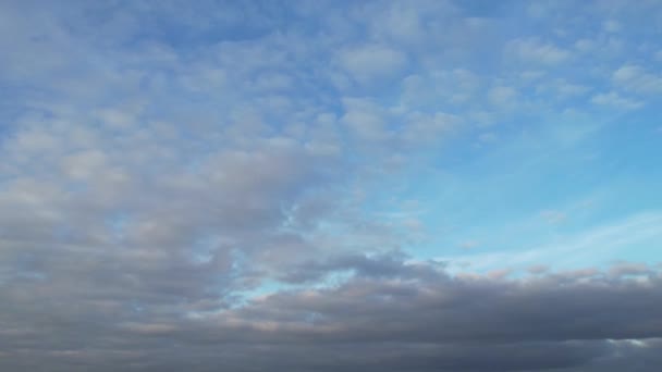 Ngiltere Nin Milton Keynes Şehrinde Günbatımında Yüksek Açılı Bulutlar Gökyüzü — Stok video