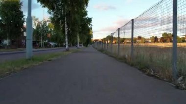 Barnfield Yüksek Eğitim Koleji 'nin Barton Road Luton, İngiltere' deki hava görüntüsü. Yüksek Açılı Drone 'un Kamerası 04 Temmuz 2022' de çekildi.