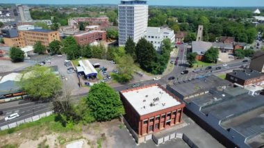 İngiltere 'nin Bedford şehrinin zaman aşımına uğramış görüntüleri, 27 Mayıs 2023' te İngiltere üzerinde güneşli bir günde Drone 's Camera ile çekildi.