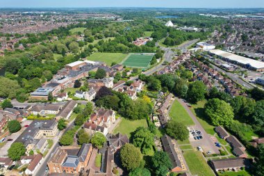 Bedford, İngiltere - 27 Mayıs 2023: Bedford kasabasının havadan görünüşü