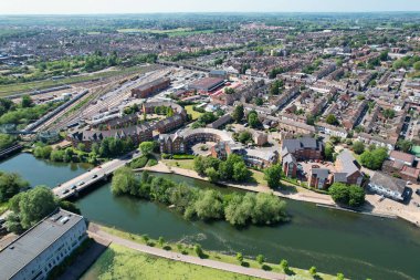 Bedford, İngiltere - 27 Mayıs 2023: Bedford kasabasının havadan görünüşü