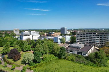 Bedford, İngiltere - 27 Mayıs 2023: Bedford kasabasının havadan görünüşü