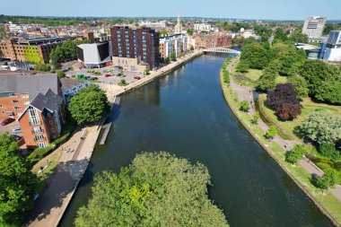 Bedford, İngiltere - 27 Mayıs 2023: Bedford kasabasının havadan görünüşü