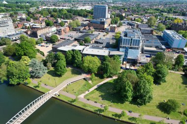 Bedford, İngiltere - 27 Mayıs 2023: Bedford kasabasının havadan görünüşü