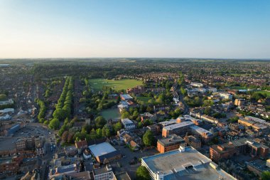 Bedford, İngiltere - 27 Mayıs 2023: Bedford kasabasının havadan görünüşü