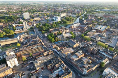 Bedford, İngiltere - 27 Mayıs 2023: Bedford kasabasının havadan görünüşü