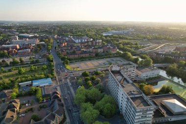 Bedford, İngiltere - 27 Mayıs 2023: Bedford kasabasının havadan görünüşü