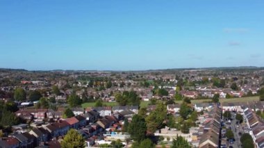 İngiltere 'nin Luton şehrinde Güzel Günbatımı Sahnesinin Yüksek Açı Görüntüsü