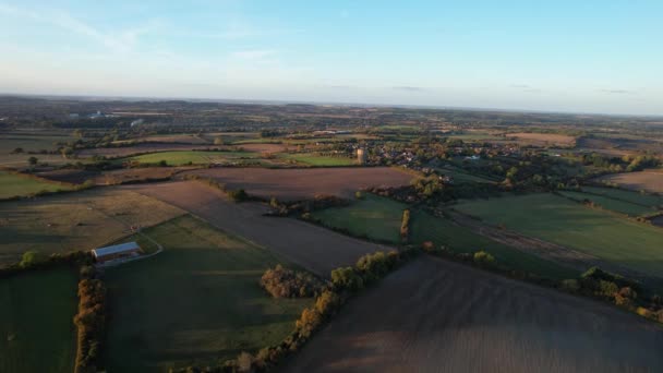 Nagy Szögletű Felvételek Brit Vidéki Tájról Felvételt Drone Camera Készítette — Stock videók