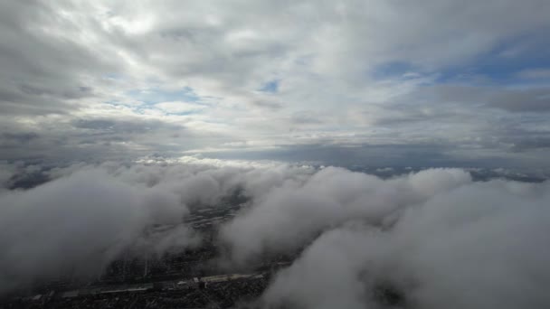 Πιο Όμορφη Εναέρια Άποψη Του Πάνω Από Σύννεφα Πρωί Δραματικά — Αρχείο Βίντεο