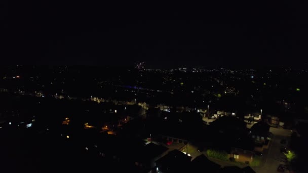 Вид Воздуха Освещенный Британский Город Дороги Ночью Высокий След Дрона — стоковое видео