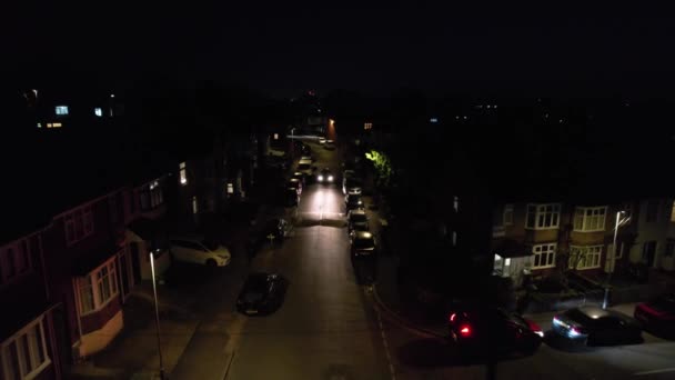Vista Aérea Ciudad Británica Iluminada Las Carreteras Por Noche Filmación — Vídeos de Stock