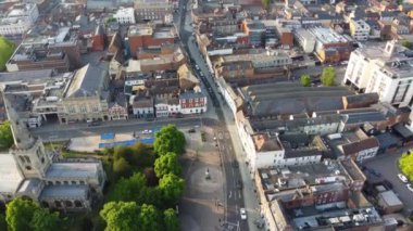 İngiltere 'nin Bedford şehrinin hava görüntüleri İngiltere' nin büyük Britanya 'sı. Şehir merkezindeki görüntü, 27-Mayıs-2023 tarihlerinde Büyük Ouse Nehri 'nin orta irtifasından Drone' un kamerasıyla çekildi.