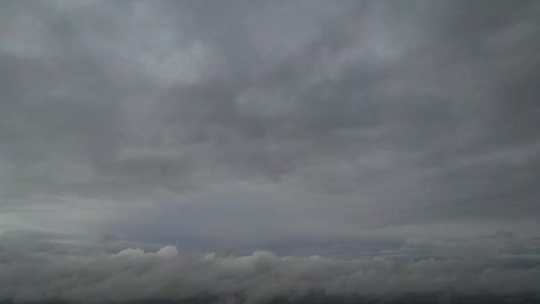 Nubes Tormenta Moviéndose Por Ciudad Imágenes Cámara Del Dron Desde — Vídeos de Stock