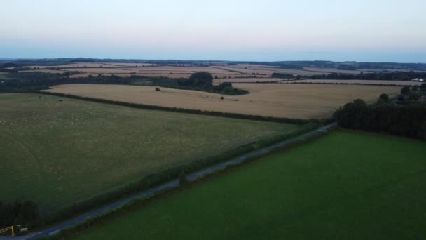 Felvétel Drone Flight Open Field Sharpenhoe Clappers Valley England Napnyugtakor — Stock videók