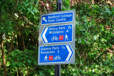 Bedford, İngiltere - 27 Mayıs 2023: River Ouse ve Park Bedford City