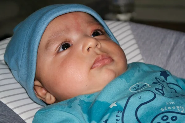 Ritratto Carino Neonato Asiatico Pakistano Bambino — Foto Stock