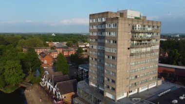 İngiltere 'nin İngiltere' nin Bedford şehrinin yüksek açılı görüntüleri. Hava Görüntüsü İHA 'nın Kamerasıyla 27 Mayıs 2023' te çekildi.