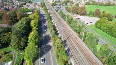 İngiltere 'nin İngiliz Luton Kasabası Havalimanı. Drone 'un Şehir Kamerası 6 Ekim 2022' de çekildi.