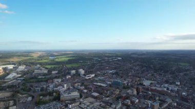 Central Bedford City 'nin en güzel hava görüntüsü. Şehir merkezindeki görüntü İHA 'nın 2 Ekim 2022' de Orta İrtifa 'dan çektiği kamerayla kaydedildi..