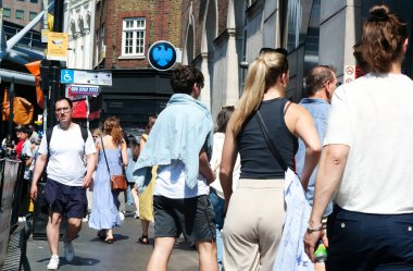 İngiltere 'nin orta Londra kenti Thames nehrinin kıyısında 4-Haziran-2023 tarihleri arasında 