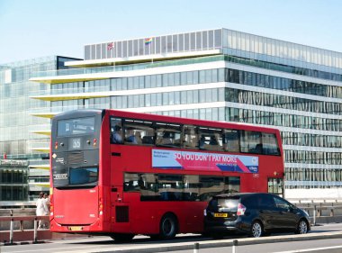 İngiltere 'nin orta Londra kenti Thames nehrinin kıyısında 4-Haziran-2023 tarihleri arasında 