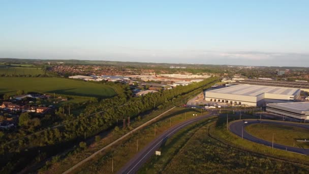2023年6月11日 英国高速公路 高角影像 用无人机拍摄 英国Luton和Dunstable镇M1交界处11的空中图像 — 图库视频影像