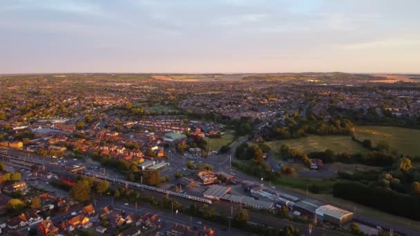 Beste Luftaufnahme Der Britischen Stadt England Bei Sonnenuntergang Slow Motion — Stockvideo