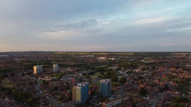 İngiltere 'nin Günbatımında En İyi Hava Görüntüsü, Yavaş Hareket Görüntüsü, Birleşik Krallık Luton Şehir Merkezi